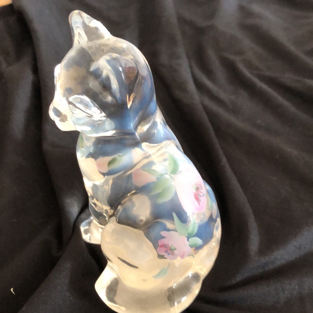 Fenton Cat,Sitting Cat Hand painted clear Opalescent Pink Flowers ,Fenton Label